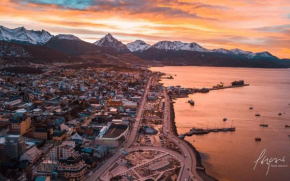 AAA Ushuaia MidTown